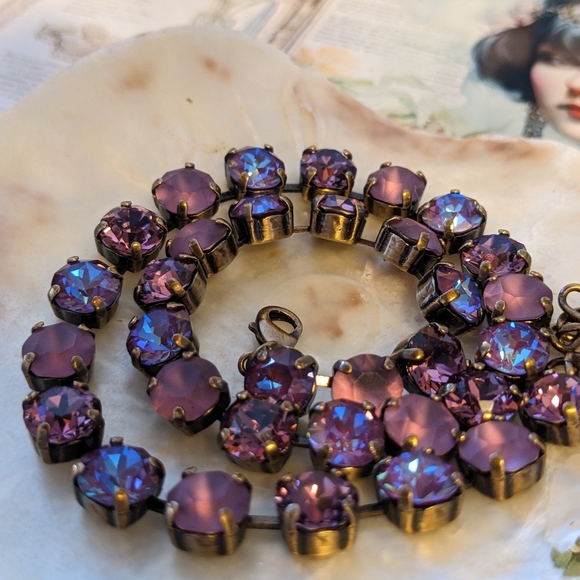 Purple Iris and Burgundy Austrian Crystals Necklace & Earrings in Brass - Picture 5 of 7
